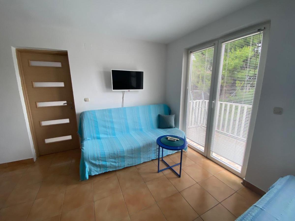 Apartman Ana Apartment Zuljana Ngoại thất bức ảnh